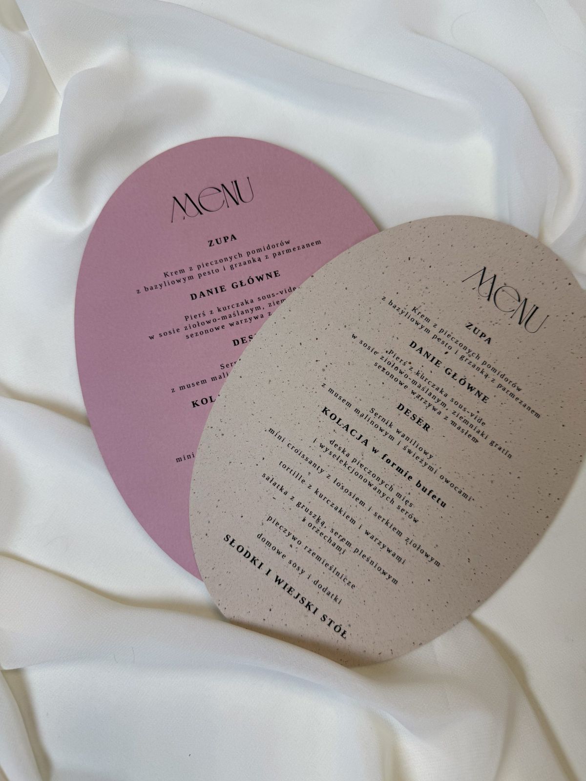Menu weselne owalne Ovale w pudrowym różu i beżu