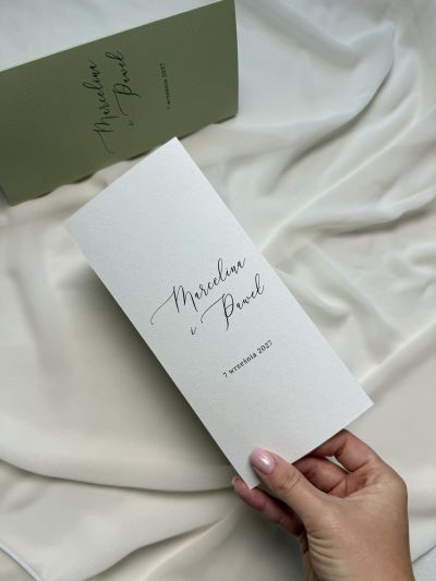 Menu z harmonogramem wesela Arco, karta trójdzielna w oliwkowej zieleni